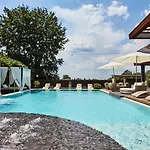 Butik Design Vendégház 4*