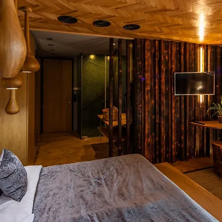 Butik Design 4* Abádszalók